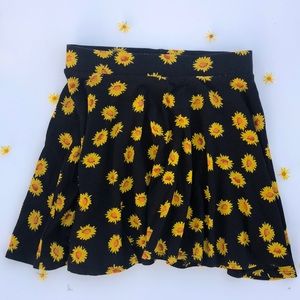 Iris Sunflower Skirt :) size S